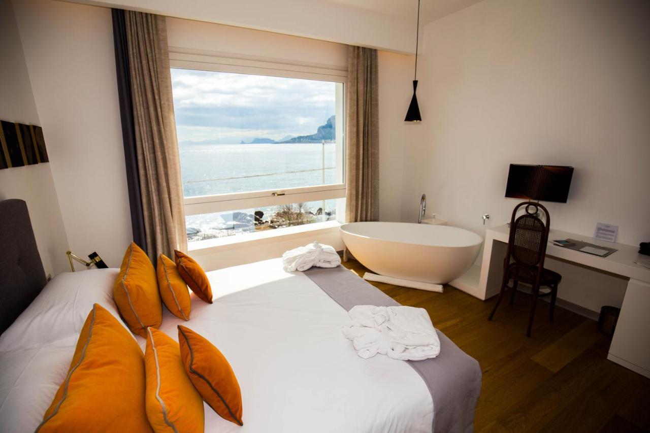 Unico Boutique Hotel D'Arte มอนเดลโล ภายนอก รูปภาพ