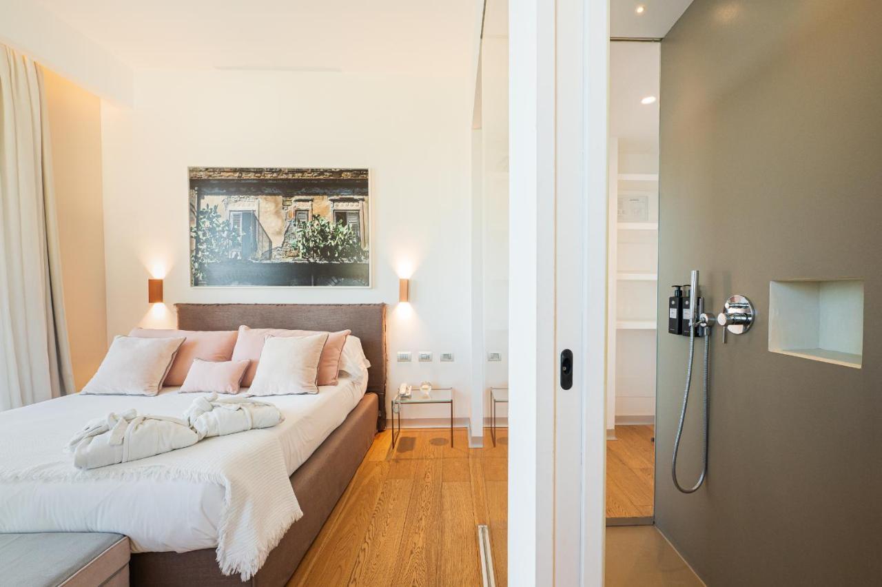 Unico Boutique Hotel D'Arte มอนเดลโล ภายนอก รูปภาพ