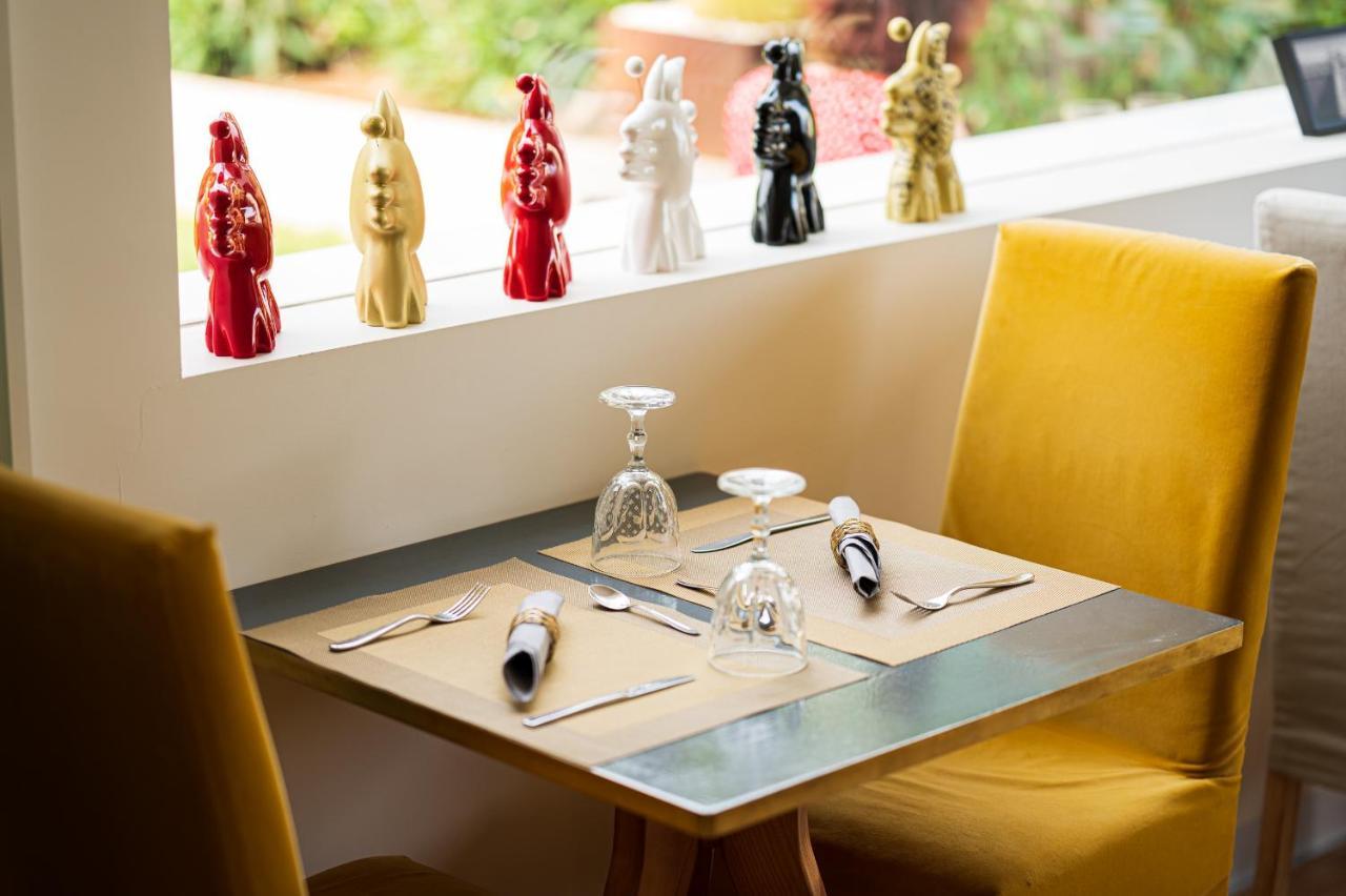 Unico Boutique Hotel D'Arte มอนเดลโล ภายนอก รูปภาพ