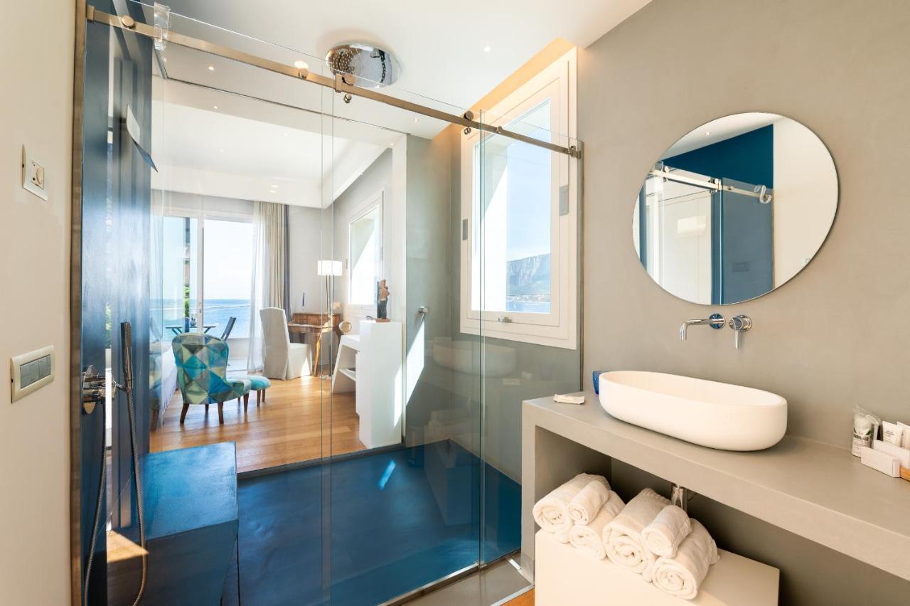 Unico Boutique Hotel D'Arte มอนเดลโล ภายนอก รูปภาพ