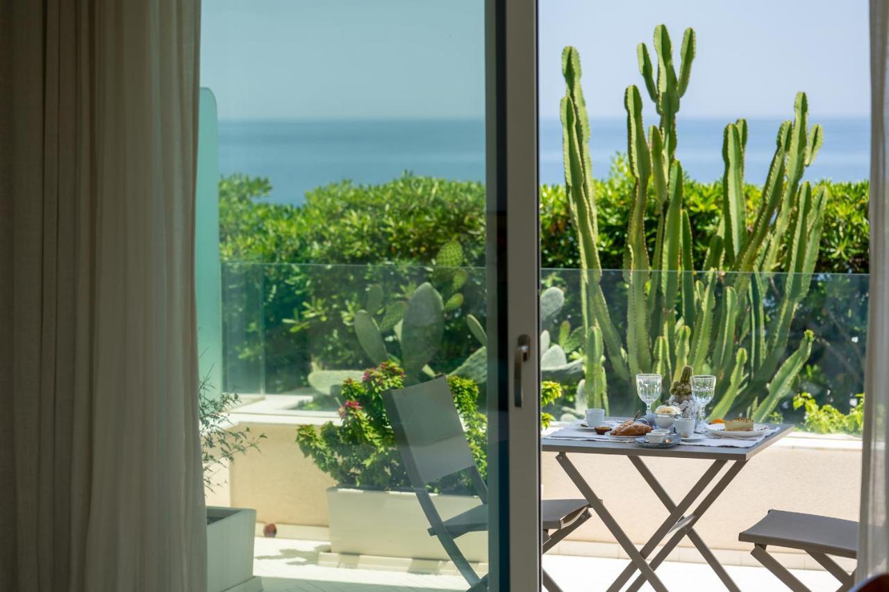 Unico Boutique Hotel D'Arte มอนเดลโล ภายนอก รูปภาพ