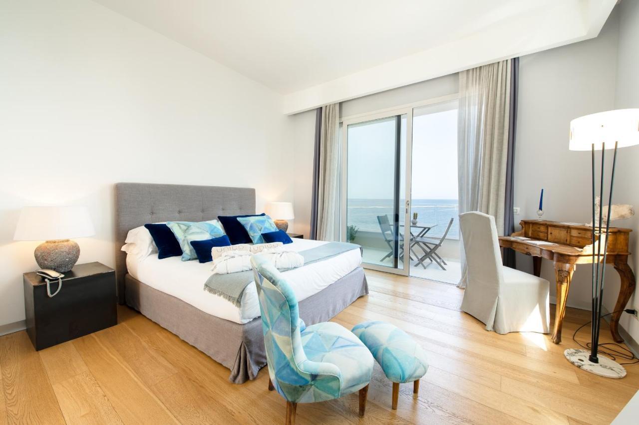 Unico Boutique Hotel D'Arte มอนเดลโล ภายนอก รูปภาพ