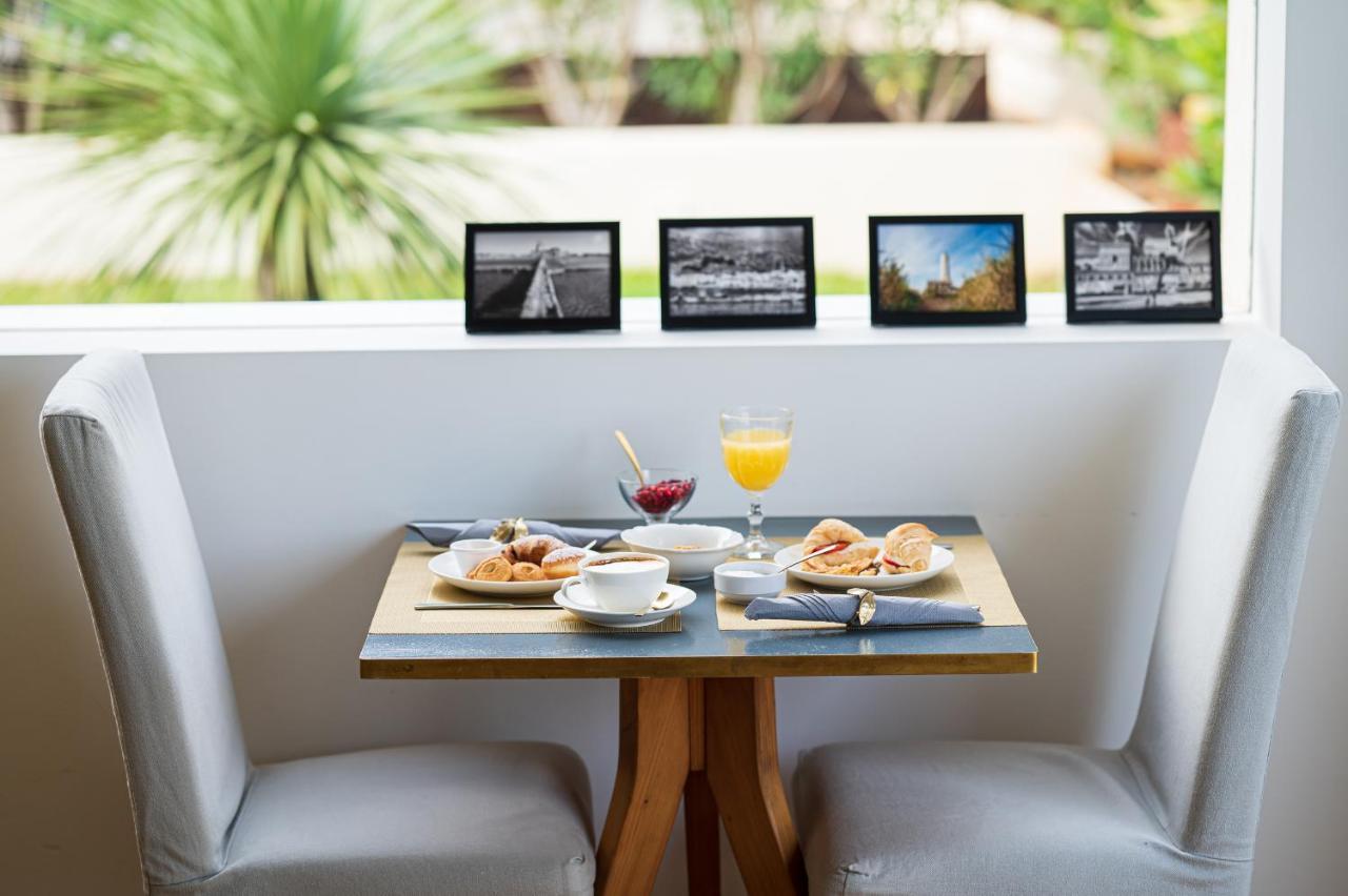 Unico Boutique Hotel D'Arte มอนเดลโล ภายนอก รูปภาพ